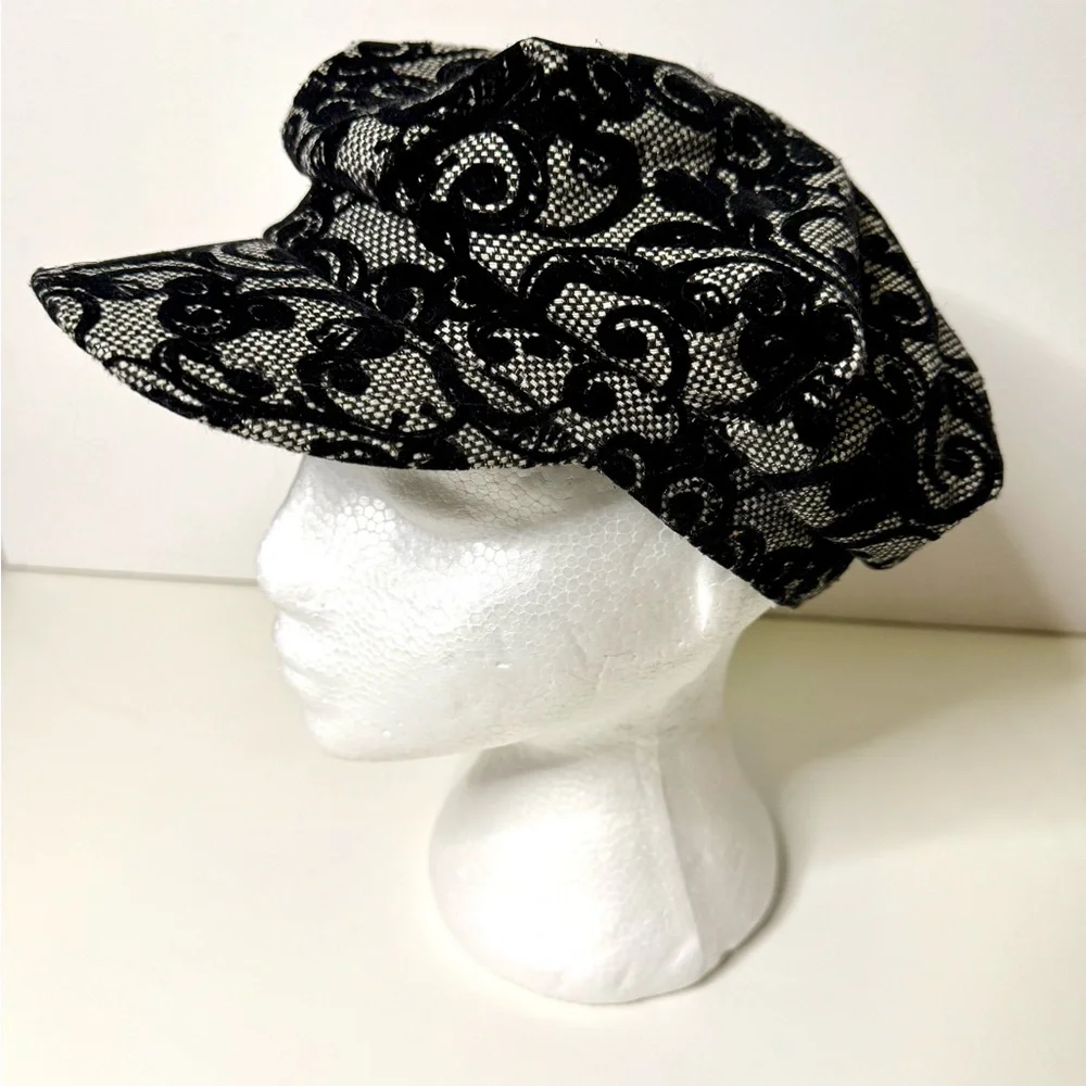 Walt Disney Black & Silver Women's Newsboy Cap - Picture 1 of 9